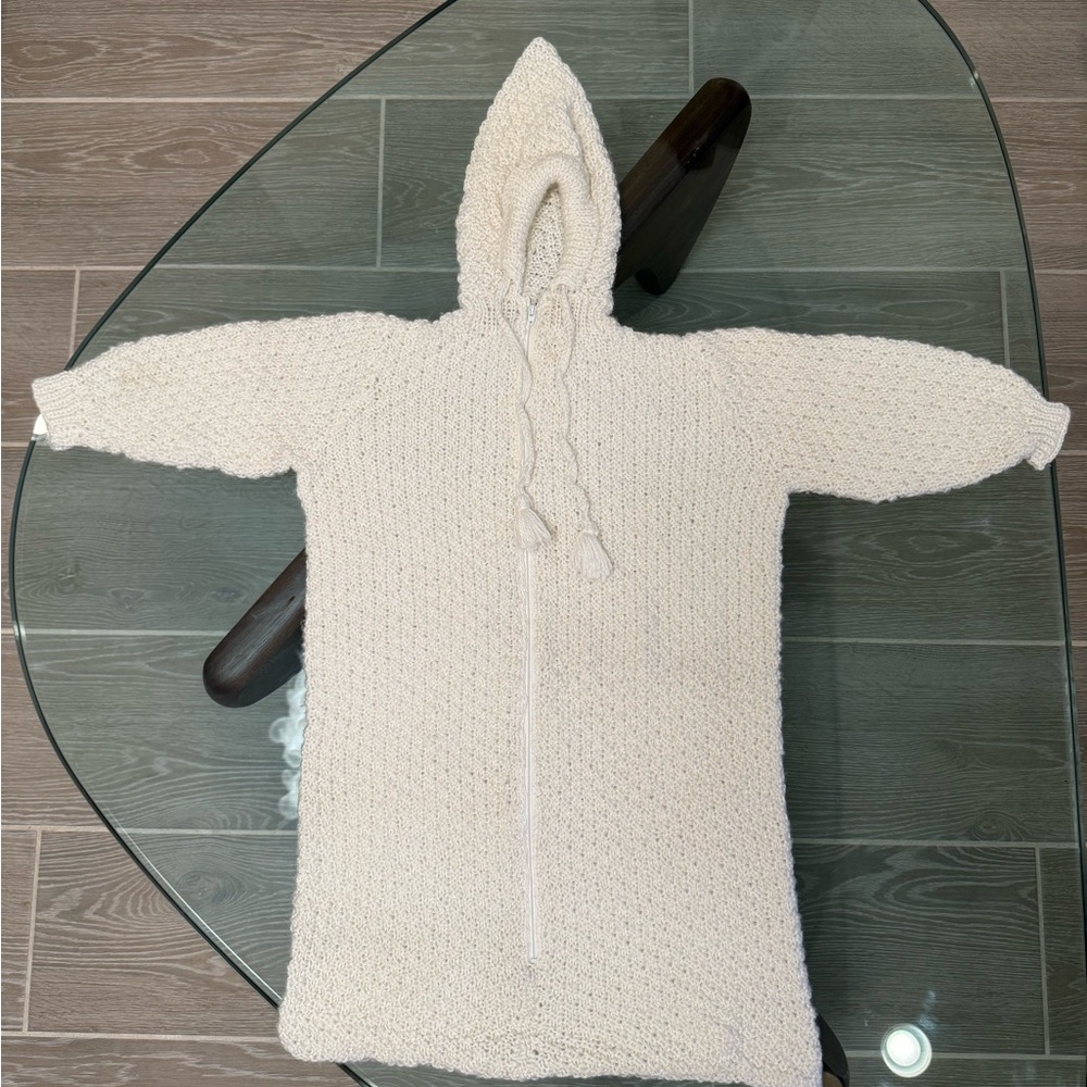 Like New Vintage Ivory Hand-knitted Hooded Wool Infant Baby Bunting OS